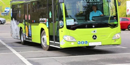 autobuze hibrid sinaia foto primaria sinaia