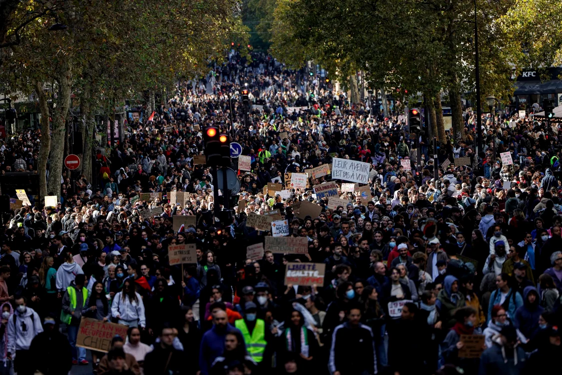 Proteste ample au loc în Franța