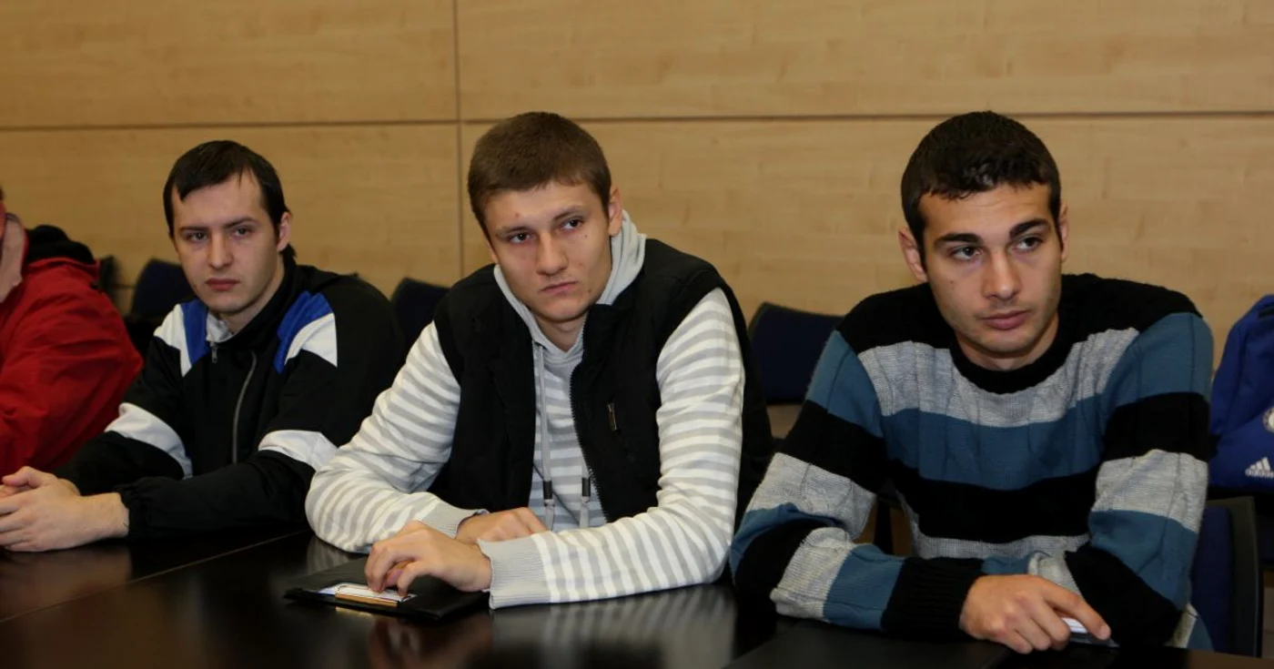 Trei studenţi braşoveni vor pleca la Viena în 30 octombrie, foto: Stelian Grăjdan