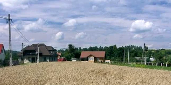 Preţurile terenurilor din Bucureşti şi împrejurimi au scăzut în cei patru ani de criză cu până la 50%