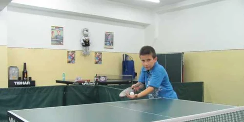 Marius Rădoi la masa de tenis...
