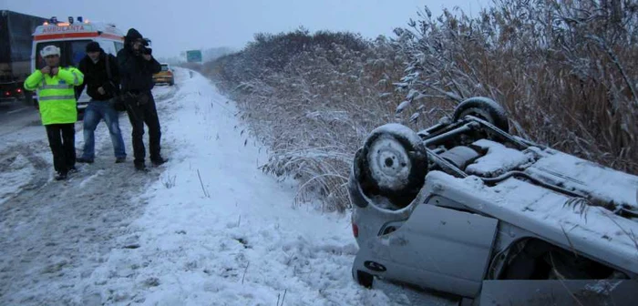 Primul accident pe autostrada Bucureşti- Piteşti s-a petrecut la ora 07.00 dimineaţa