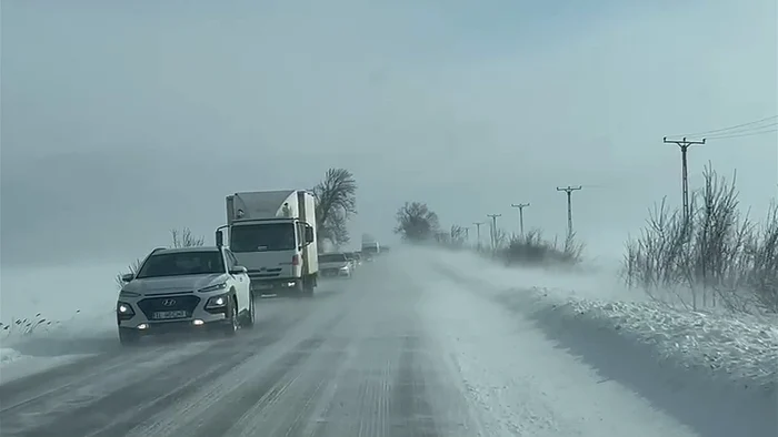 Două drumuri naționale din județul Vrancea au fost închise din cauza viscolului - Foto Arhiva