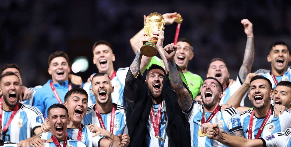 „Văduva” Messi. Imaginile controversate cu starul Mondialului îmbrăcat în negru la cererea șeicilor arabi