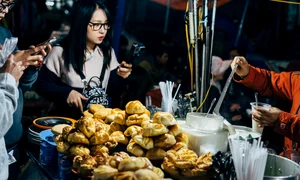 viarami woman 5445377 1280 jpg