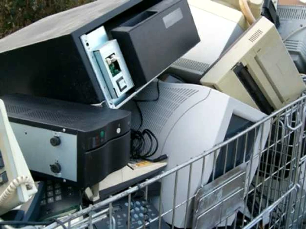 Campanie pentru colectarea selectivă a deşeurilor electrice FOTO Adevărul