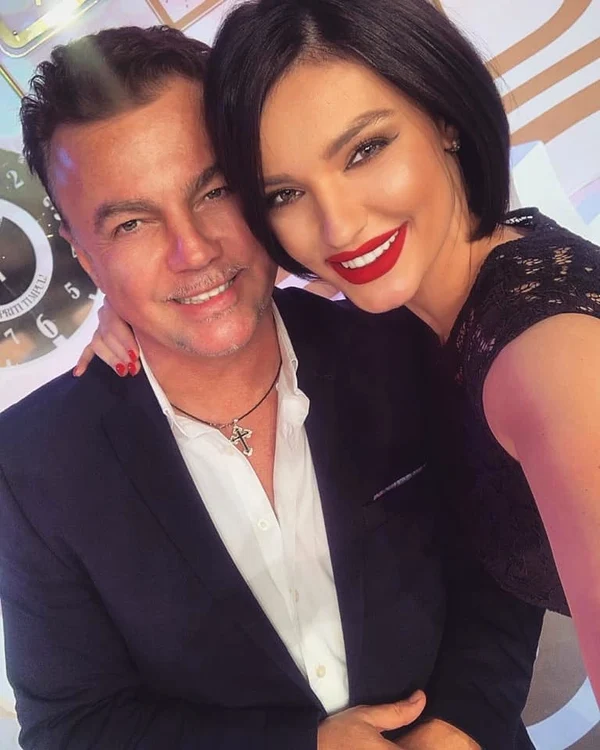 18 diana enache absolventa drept fiica lui adrian enache 3 jpg jpeg