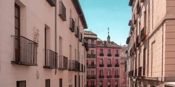 casa Spania FOTO stiridiaspora.ro
