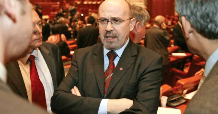 Marko Bela spune că Guvernul va trebui să ia bani din altă parte pentru a compensa reducerea TVA