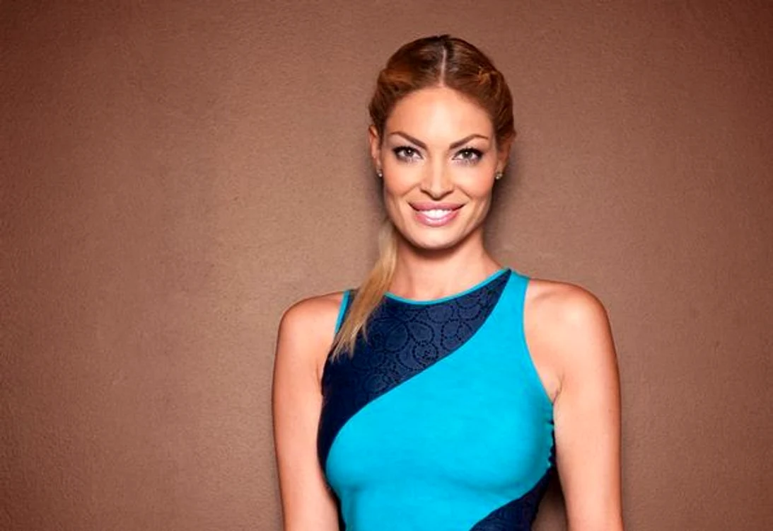 
    Valentina Pelinei (34 de ani)foto: Arhiva Personală  