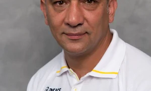 Gheorghe Napoleon Bonaparte este unchiul lui Cezar Petcu  El a fost amenințat de interlopi cu incendierea locuinței jpeg