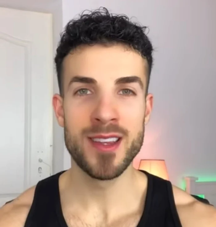 Andres Ogando a vorbit despre viața în România