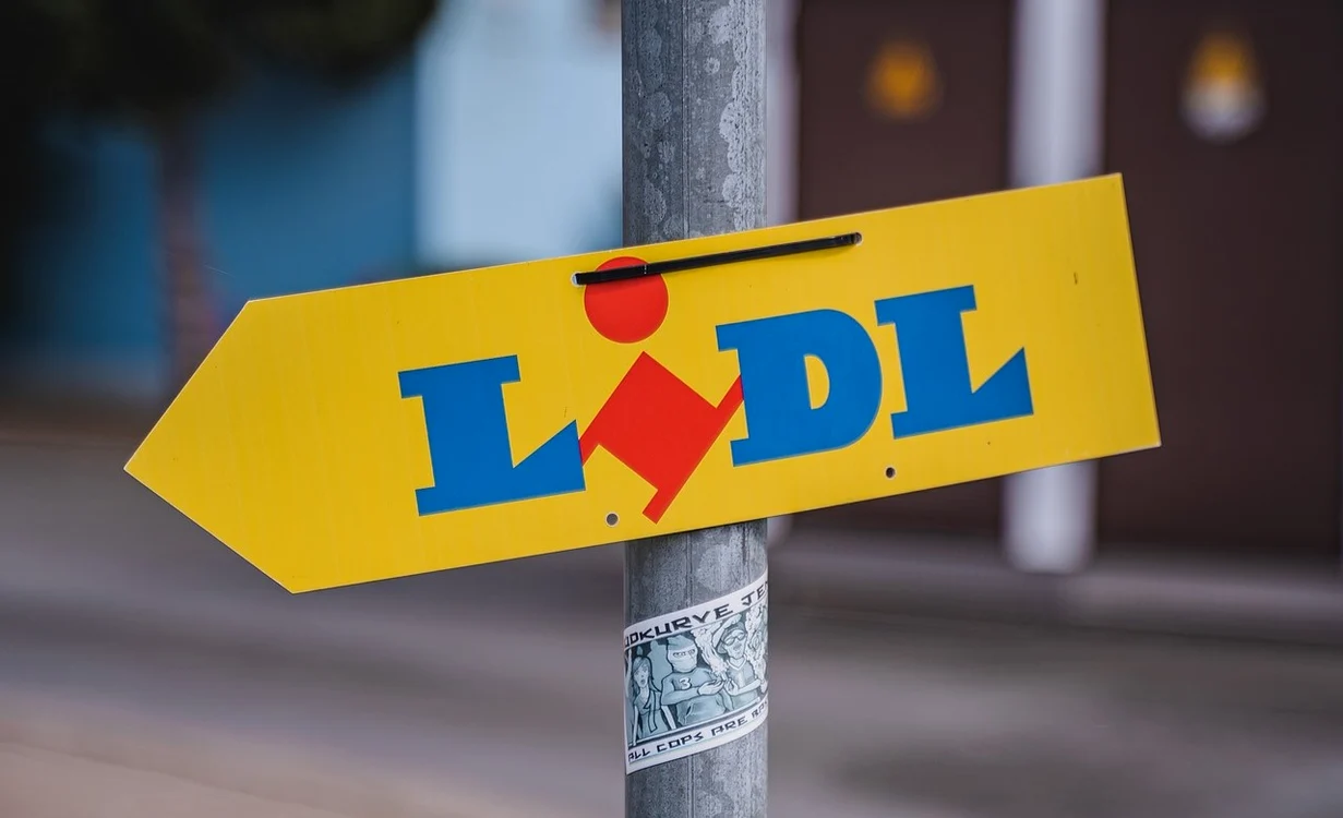 Lidl România recompensează clienții care reciclează / foto: Pexels