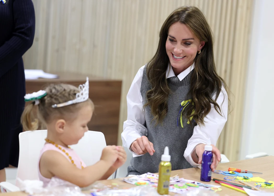 Kate Middleton surprinde cu alegerea vestimentara (3) jpg