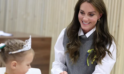 Kate Middleton surprinde cu alegerea vestimentara (3) jpg