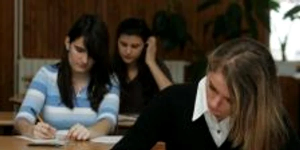 Elevii vor susţine mâine ultima probă la bac 