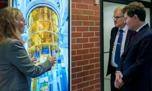 presedintele nicusor dan, in finlanda foto facebook png