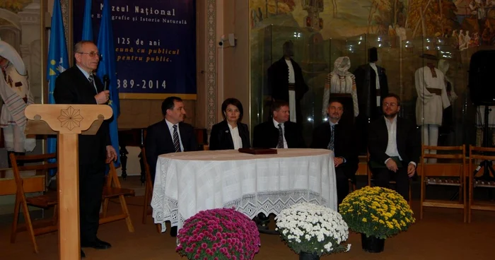 La eveniment au fost prezenţi şi ambasadorii Poloniei şi Ungariei