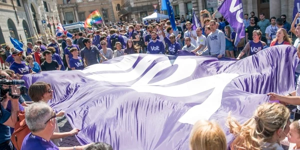 volt europa foto news.ro