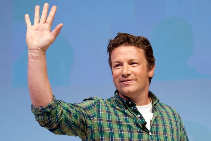 
    Bucătarul Jamie Oliver e încântat că a reuşit să imobilizeze hoţulFoto: Hepta  