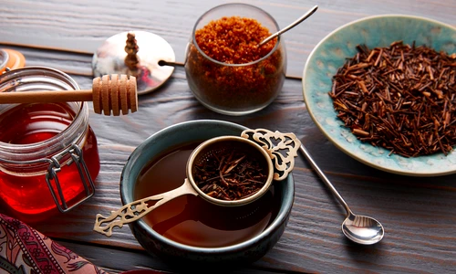 Ceai kukicha  Sursa foto shutterstock 617348237 jpg