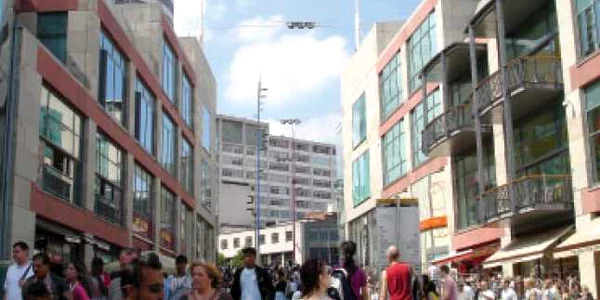 Companiile mari fac cele mai multe disponibilizări