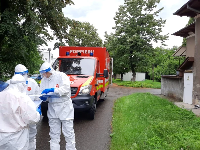 medici infectioase spital ploiesti foto arhiva personala