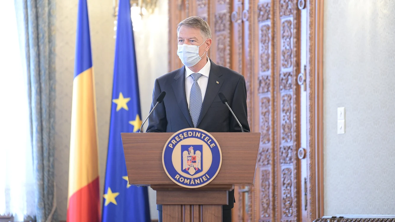 
    Klaus Iohannis i-a primit la consultări, începând cu ora 12.00, pe liberali  