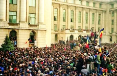 21 decembrie 1989, Bucureşti: „Noi suntem poporul, Jos cu dictatorul!” jpeg