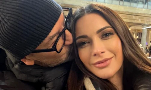 Prezentatoarea știrilor de la Prima TV o să aibă un sfârșit de an fabulos, la Paris, în compania prietenilor și a soțului ei, renumitul chirurg estetician Constantin Stan