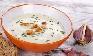 supa crema usturoi shutterstock 166904009 jpeg