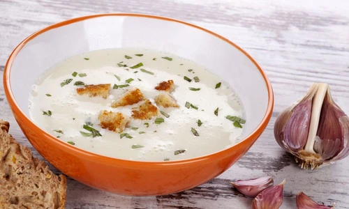 supa crema usturoi shutterstock 166904009 jpeg