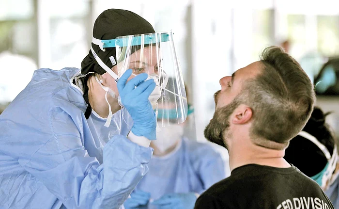 Medicul Octavian Jurma spune că trebuie făcute mai multe teste în România