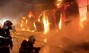 Incendiu Dragonul Rosu, foto captura video jpg