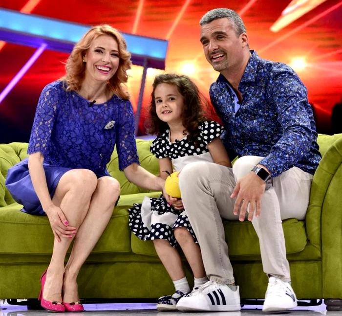 Aurelian Temişan, Monica Davidescu şi fiica lor Dora vor juca într-o scenetă la emisiunea "Next Star"
