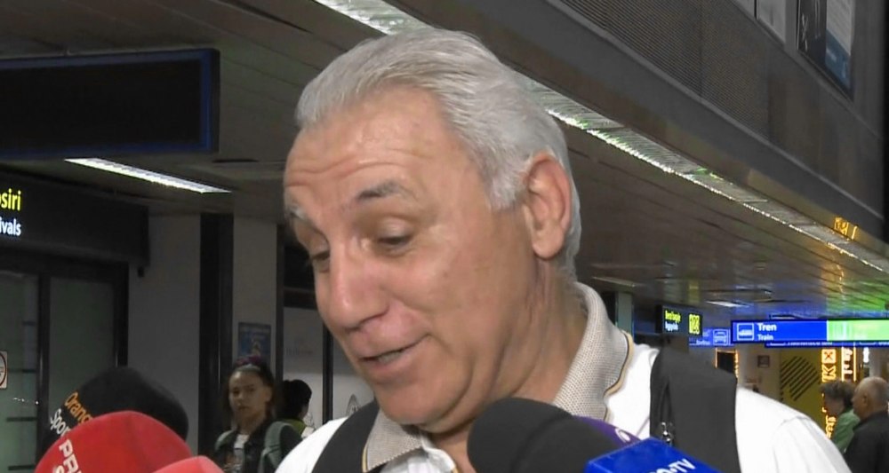 Încep să vină legendele. Hristo Stoicikov, mesaj pentru Hagi și Gică Popescu la sosirea în România