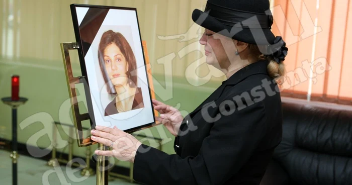 Mama Alexandrei nu concepe viaţa fără singurul ei copil