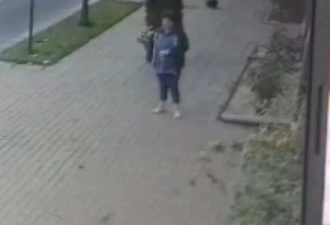 Cornelia, femeia moartă în mâinile amantului din Ploieşti, surprinsă de camerele de luat vederi în ziua în care a venit la întâlnirea de la Sinaia FOTO captură video