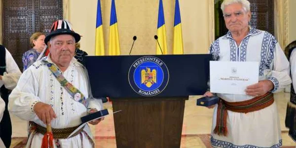 mesteri populari olt