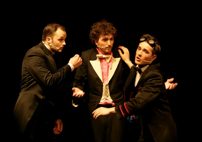 Scenă din spectacolul „Actorchestra“. Foto: Daniel Radu
