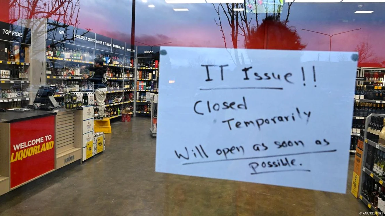 Un magazin din Camberra, Australia îş anunţă clienţii că a fost nevoit să închidă temporar