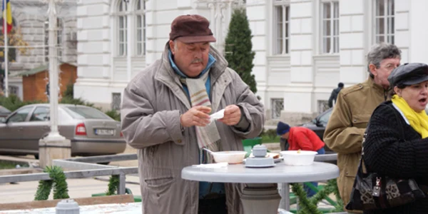 Arădenii s-au ospătat de Ziua Naţională