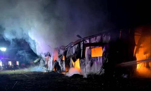 Pompierii intervin marți dimineață pentru stingerea unui incendiu. FOTO: ISU Argeș