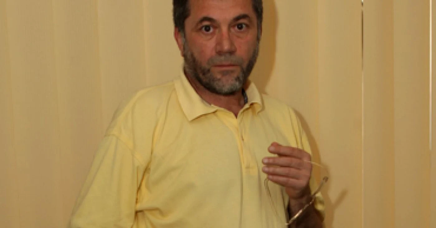 Iaşi: Liviu Antonesei: Disidentul care trăieşte prin literatură