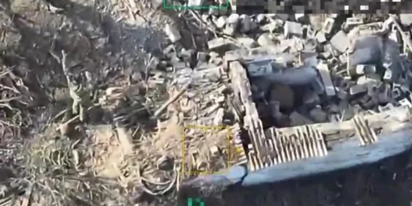 soldat rus se preda foto x png