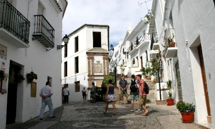 Frigiliana, cel mai frumos sat din Andalusia jpeg