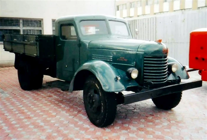 Autocamion Roman SR 101 foto Automobile Romanesti jpg