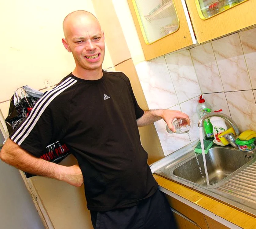 
    Vasile Curcă  
