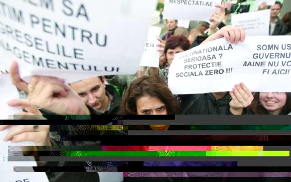 Angajaţii multinaţionalei au protestat în luna noiembrie împotriva externalizării