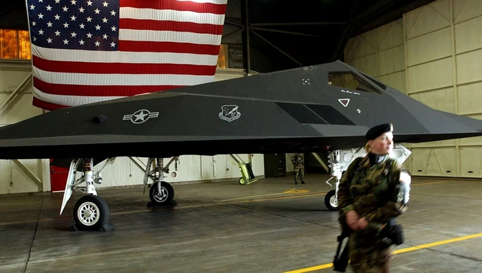 Avion F-117 - arhiva foto